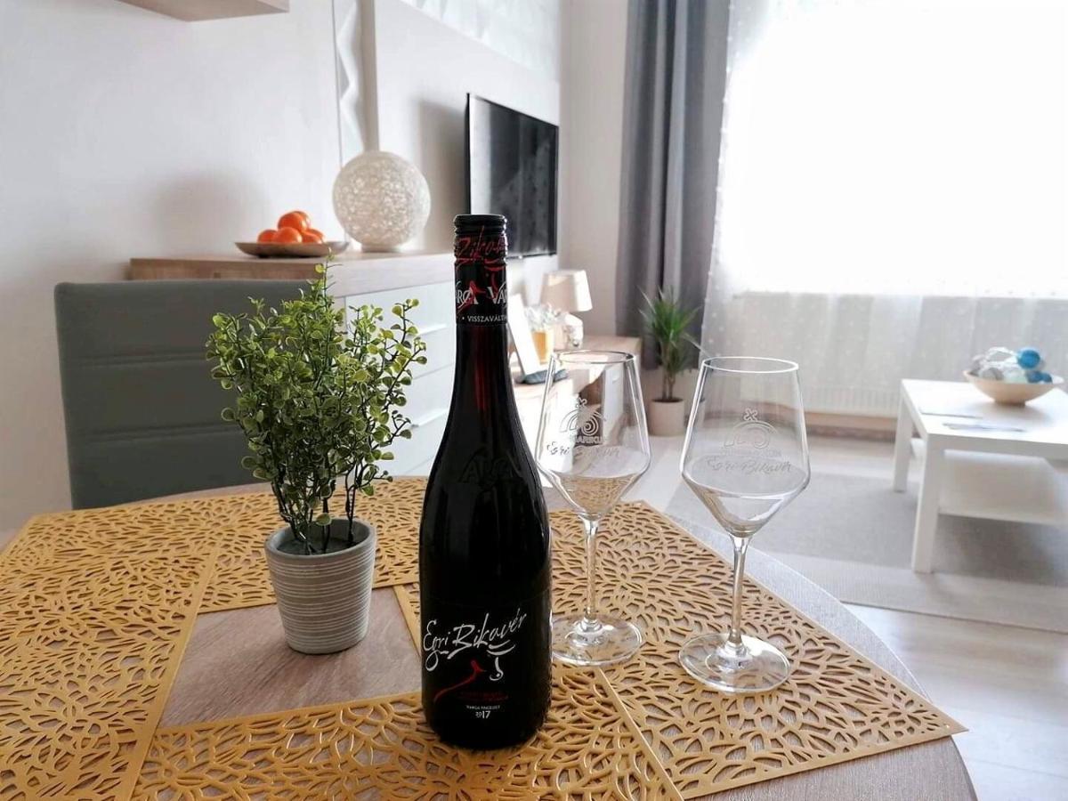Sweet Central Apartment ,In The City Center Eger Ngoại thất bức ảnh
