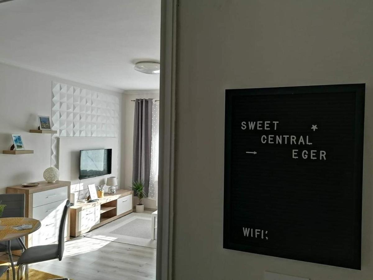 Sweet Central Apartment ,In The City Center Eger Ngoại thất bức ảnh